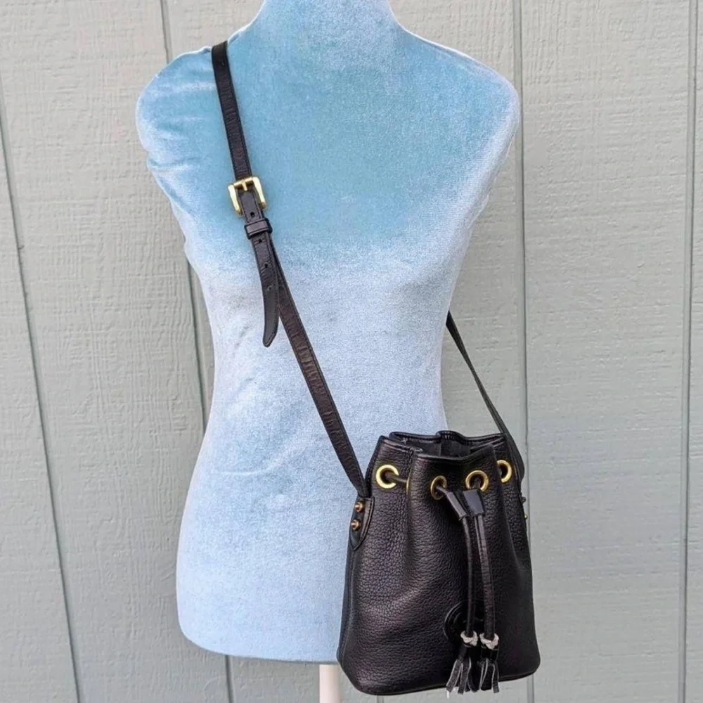 Vintage Dooney & Bourke Leather Bucket Bag 1990s